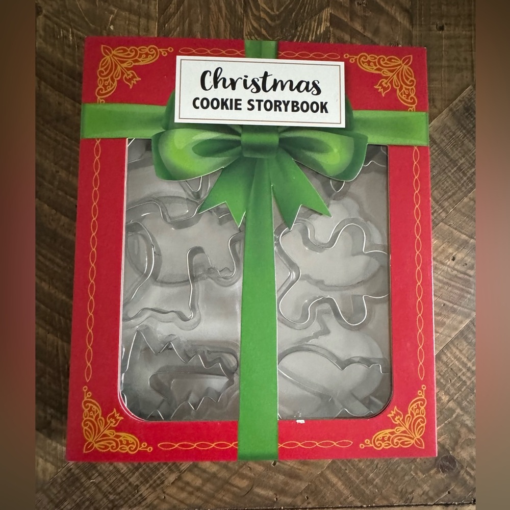 NEW Christmas Cookie StoryBook set - 12 cookie cutters by Celebrate IT